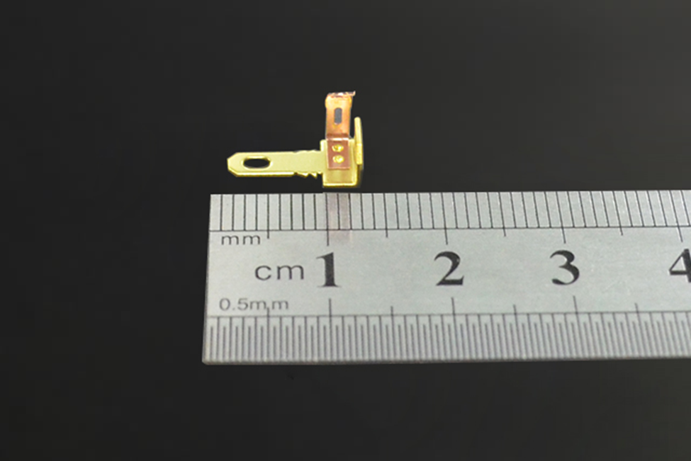 橋本精密為汽車行業提供一站式五金沖壓解決方案